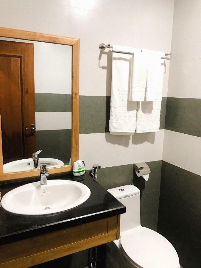 Hoai Thuong Hotel Pleiku Exterior foto